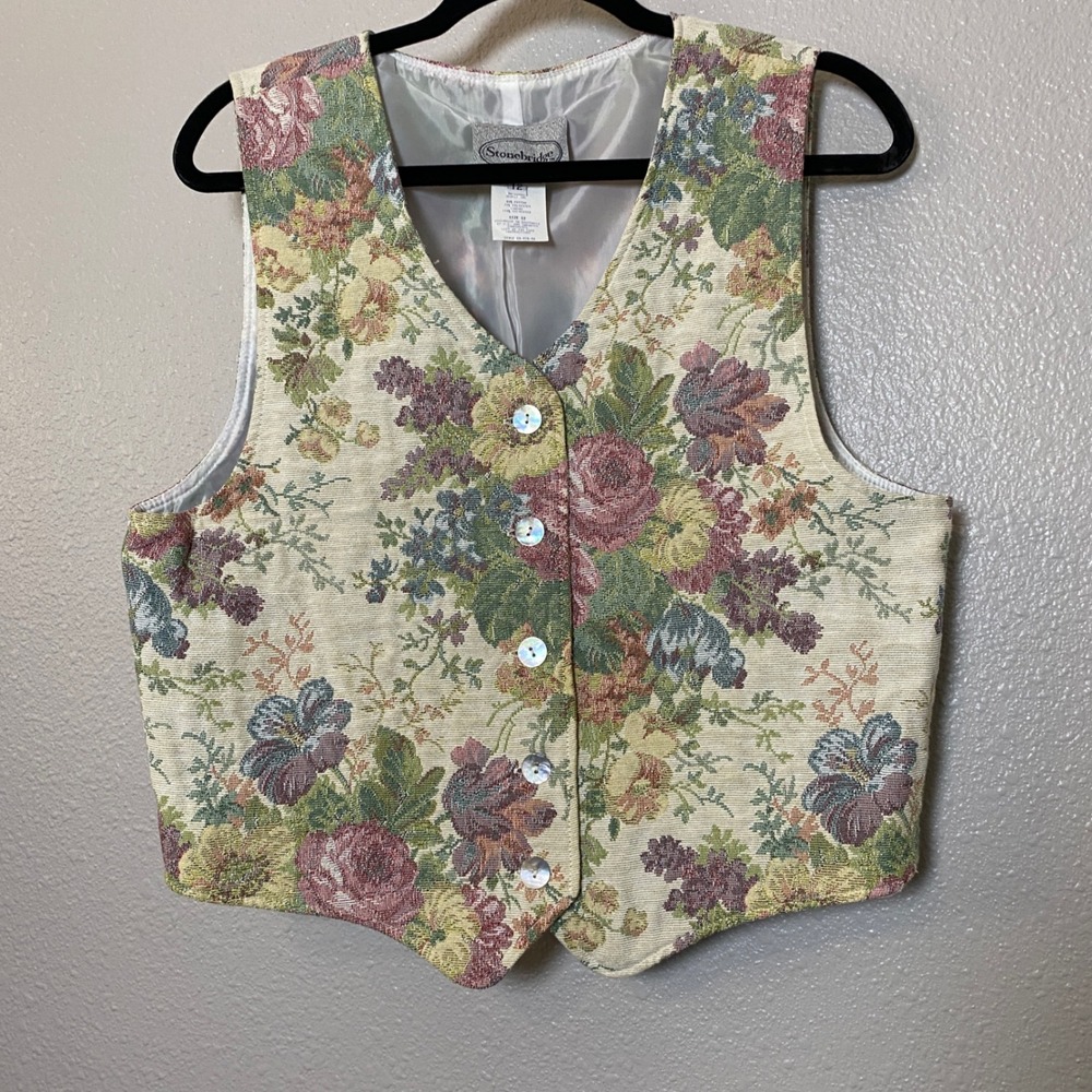 Vintage Tapestry Vest Size 12 Regencycore Cottagecore Feminine Floral 90s Retro